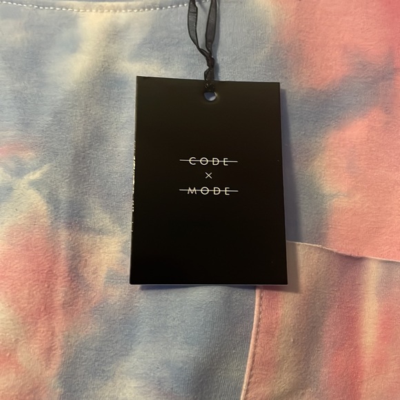 Code X Mode Tye Dye Crop Top - Picture 2 of 4